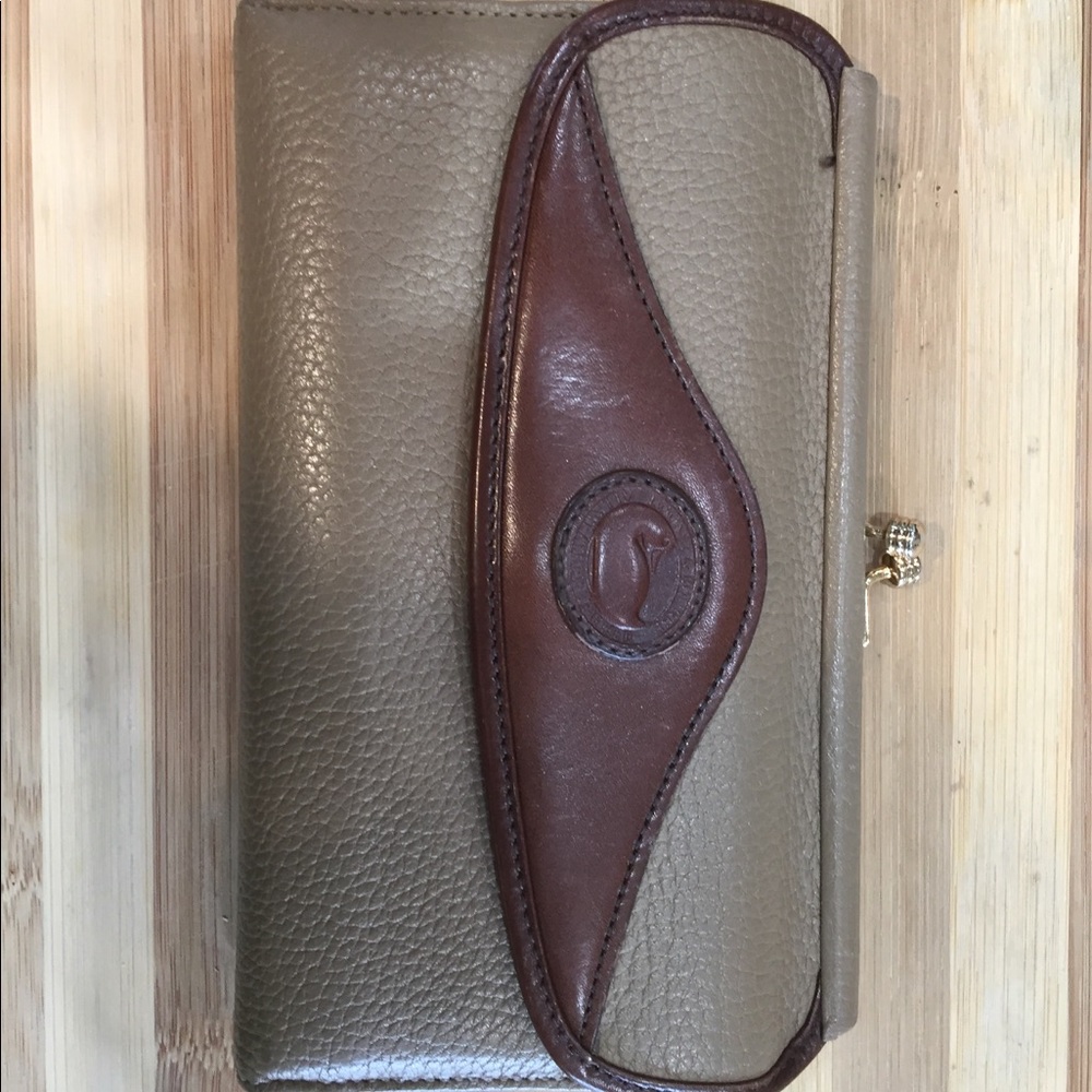 DOONEY&BOURKE